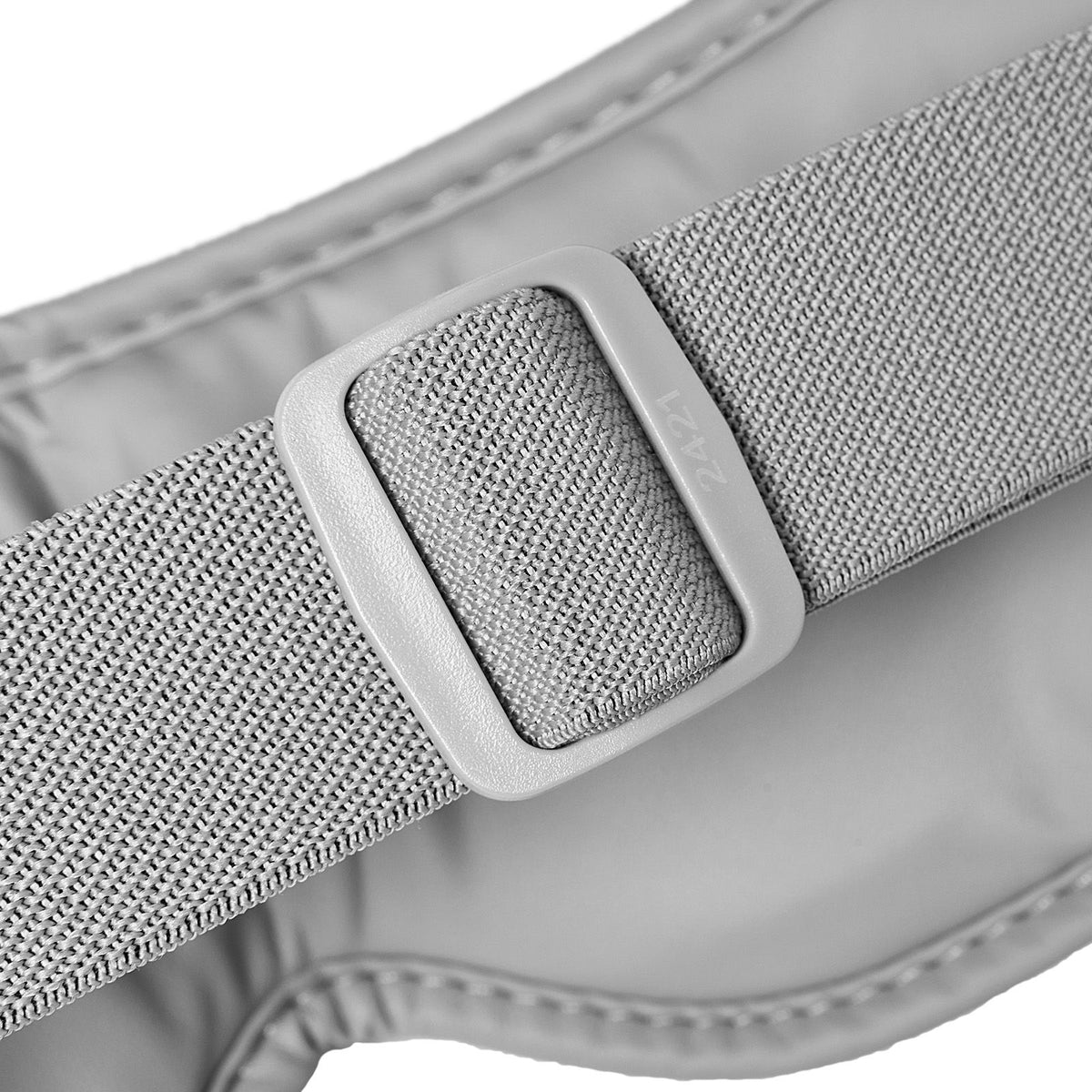 Wireless eye massager controls and fit